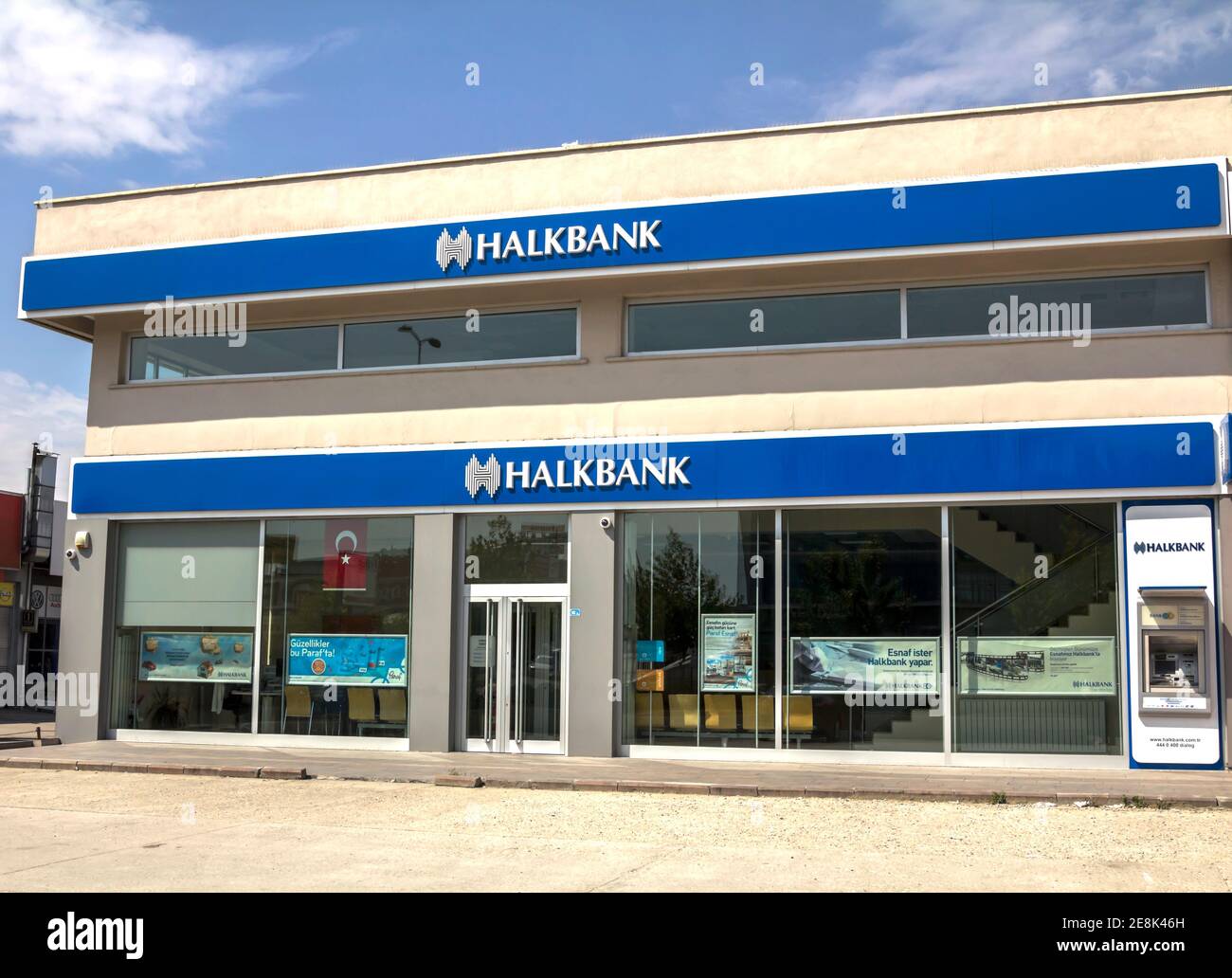 Halkbank in Ankara, Türkei. Halkbank ist eine türkische Staatsbank Stockfoto