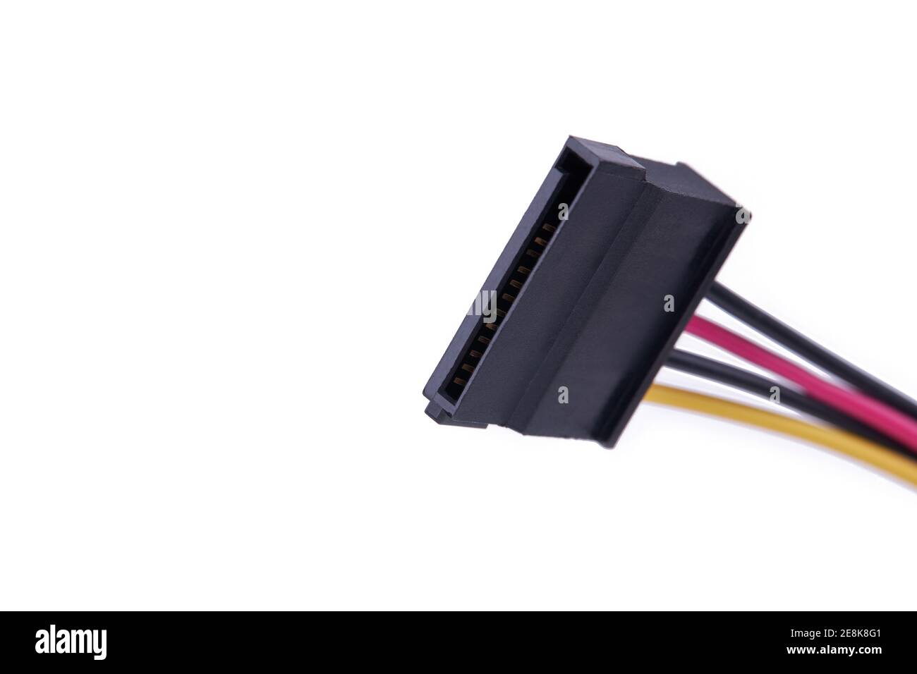 Serial ATA sata Netzstecker für Hardware isoliert auf weißem Hintergrund. sata-Übertragungsdatenschnittstelle Stockfoto