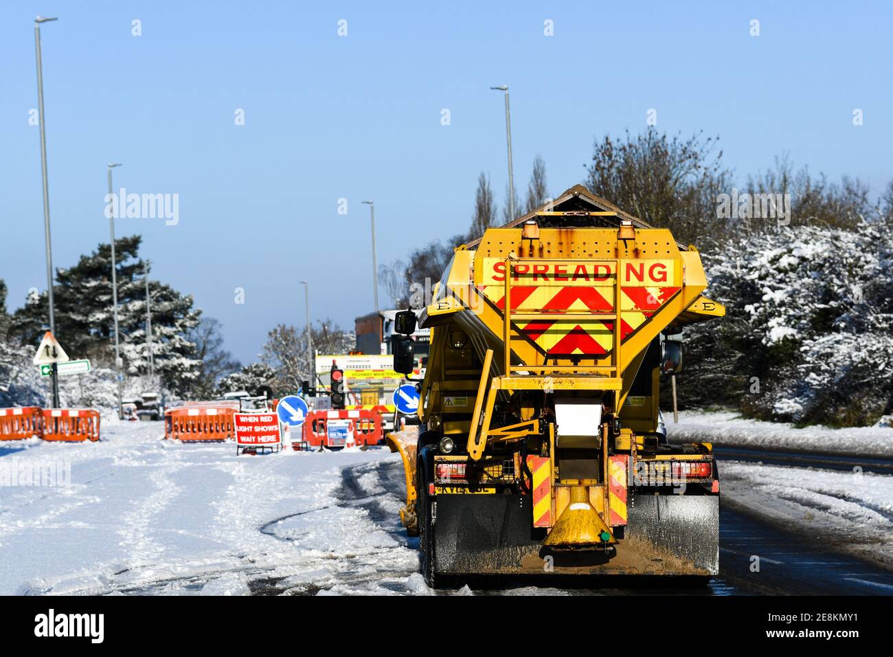 Schneepflug und Rost fahren auf dem A6 loughborough Stockfoto