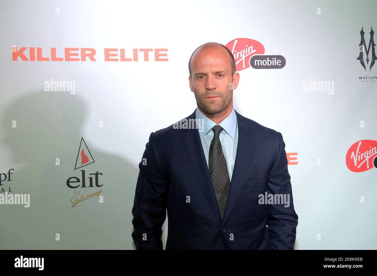 Toronto, Kanada - 10. September 2011: Jason Statham kommt nach der Filmpremiere beim Toronto International Film Festival am 2011. September in Toronto, Ontario, zum „Killer Elite“-Empfang. Stockfoto