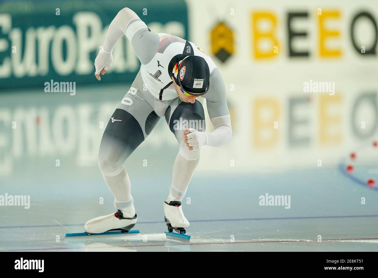 HEERENVEEN, NIEDERLANDE - JANUAR 31: Nico Ihle aus Deutschland beim ISU World Cup Speed Skating in Thialf Icerink am 31. Januar 2021 in Heerenv Stockfoto