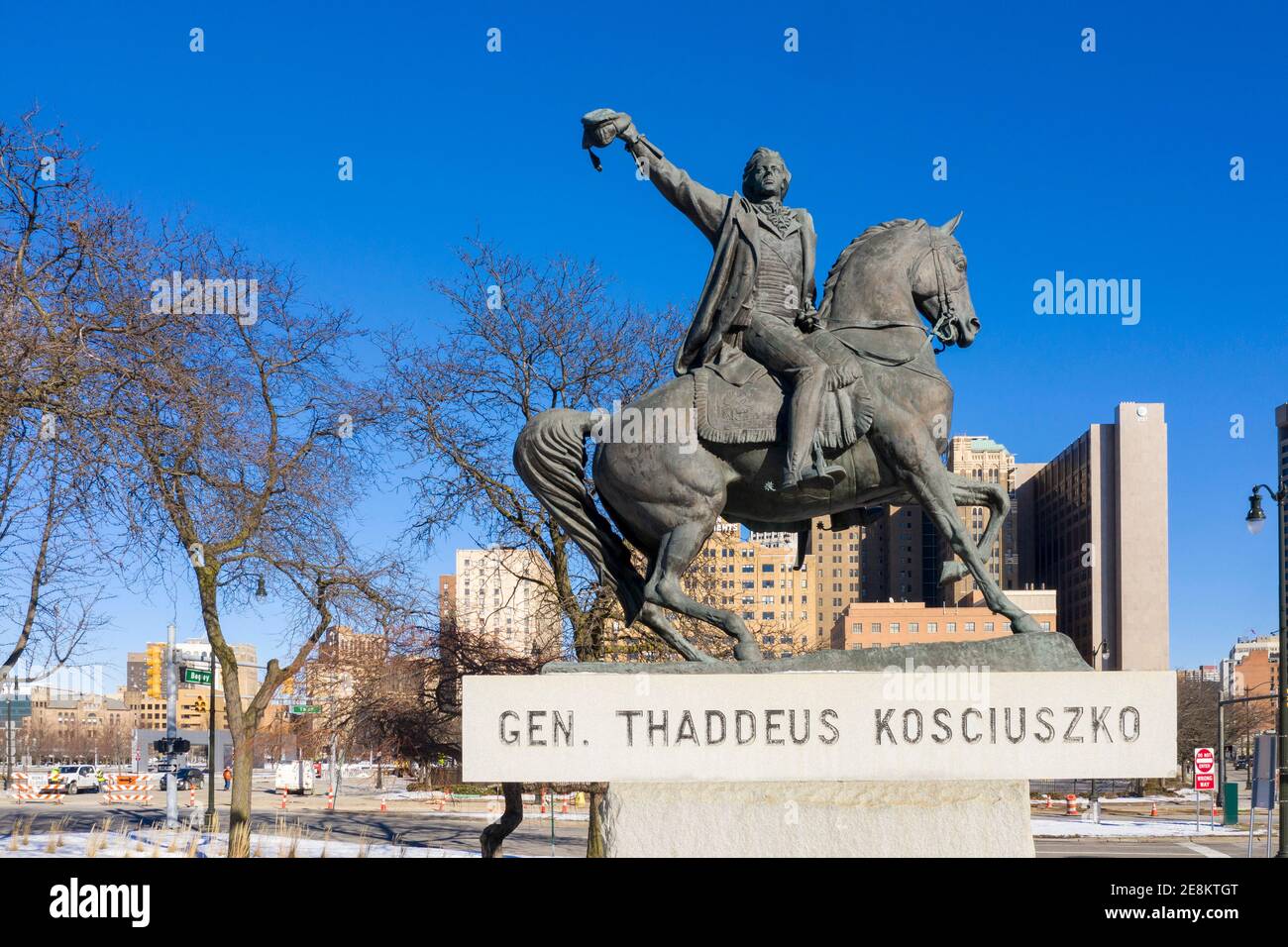 Detroit, Michigan - EINE Statue des Generals Thaddeus Kosciuszko, der für die amerikanische Unabhängigkeit im Revolutionskrieg kämpfte, und später für polnische Indepten Stockfoto