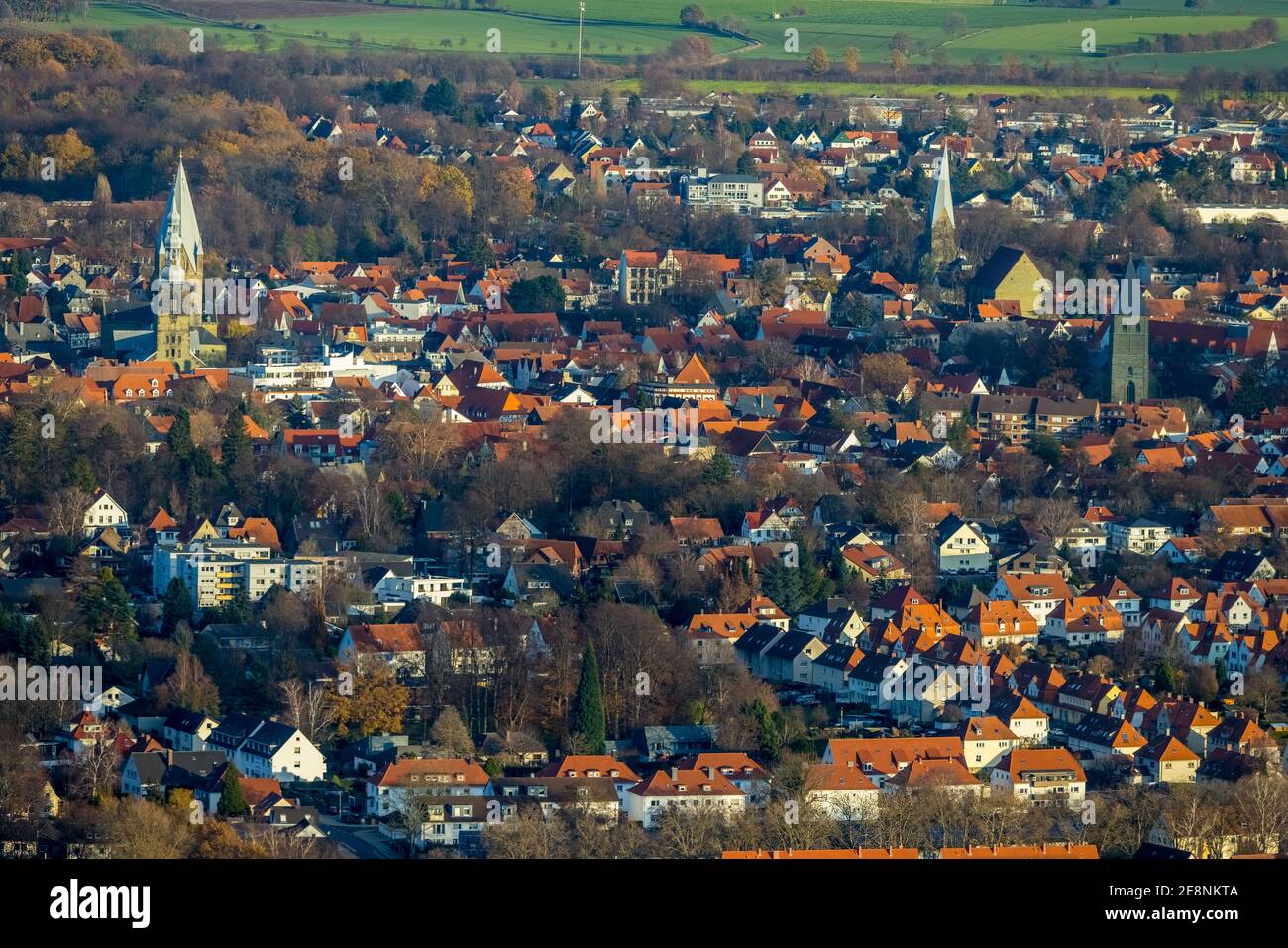 Luftaufnahme, Blick auf das Stadtzentrum, Altstadt, St. Petri Kirche Alde Kerke, St. Patrokli Kathedrale, St. Pauli Kirche, Soest, Soester Börde, Nordrhein-West Stockfoto