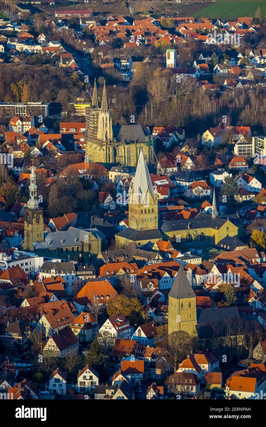Luftaufnahme, Blick auf die Innenstadt, Altstadt, Lutherische Kirche St. Maria zur Wiese, St. Petri Alde Kerke, St. Patrokli Kathedrale, St. Pauli Kirche, St. Albe Stockfoto