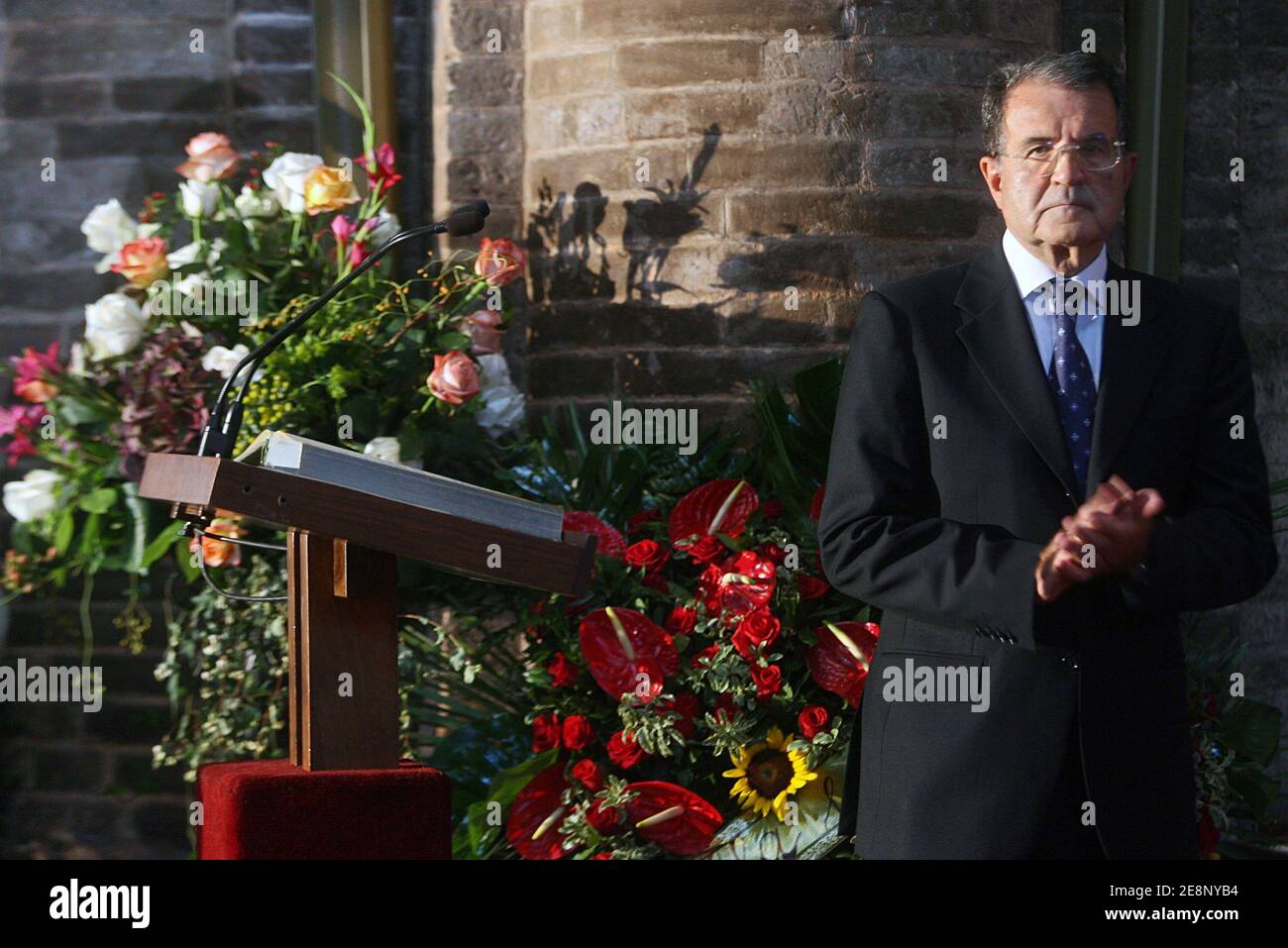 Der italienische Ministerpräsident Romano Prodi bei der Beerdigung des