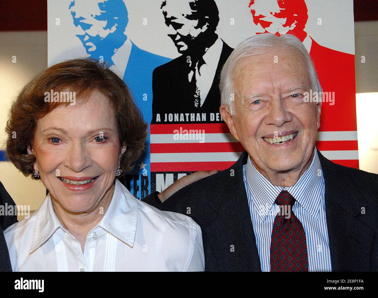 Der ehemalige US-Präsident Jimmy Carter und die ehemalige First Lady/Ehefrau Rosalyn Carter kommen bei der Premiere von "man from Plains" während des Toronto International Film Festival 2007 an, das am 10. September 2007 im Ryerson Theatre in Toronto, Kanada, stattfand. Foto von Olivier Douliery/ABACAPRESS.COM Stockfoto