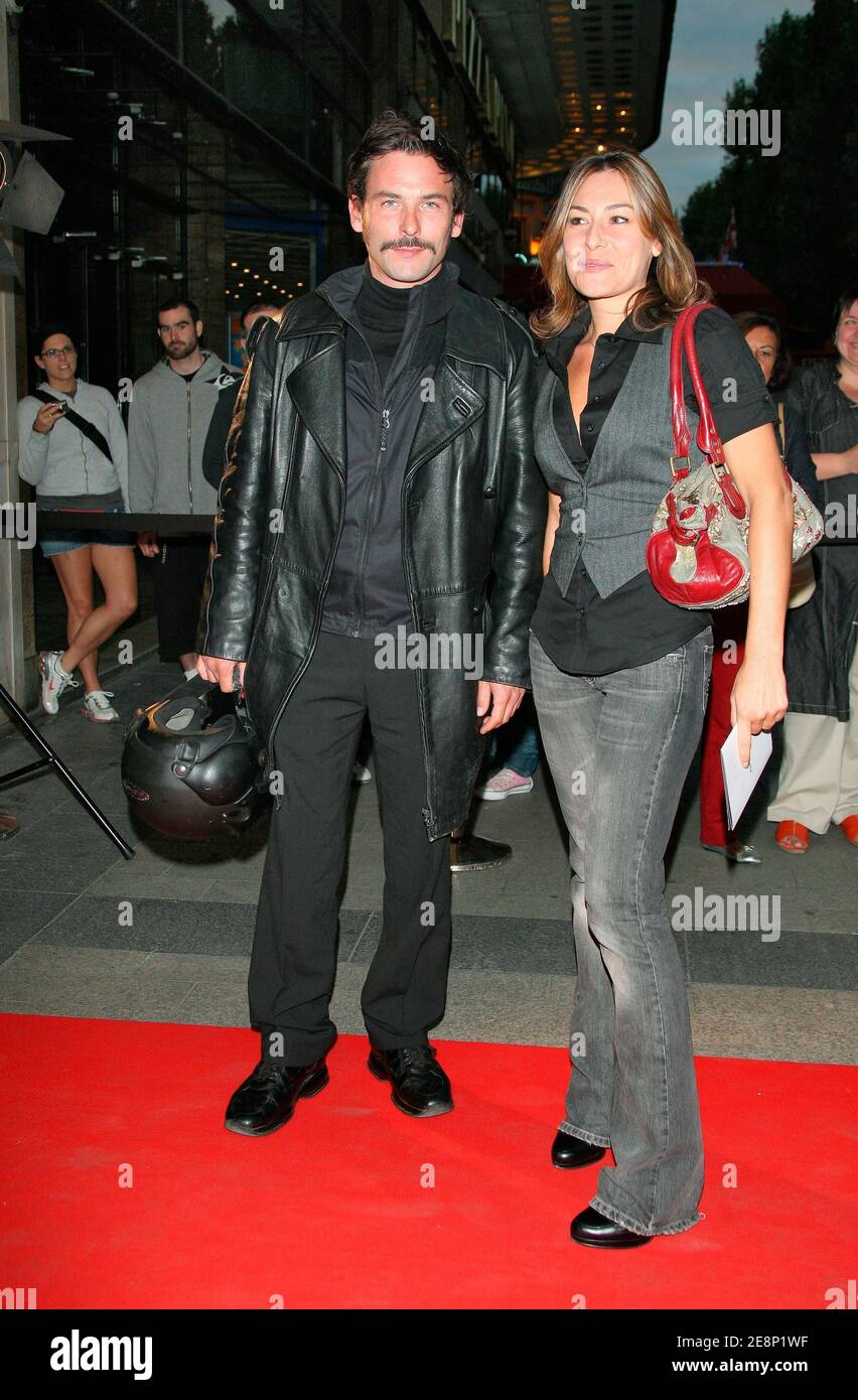 Die Schauspieler Sagamore Stevenin und Shirley Bousquet nehmen am 11. September 2007 an der Vorführung von 'L'Ennemi Intime' im Gaumont Marignan in Paris, Frankreich, Teil. Foto von Denis Guignebourg/ABACAPRESS.COM Stockfoto