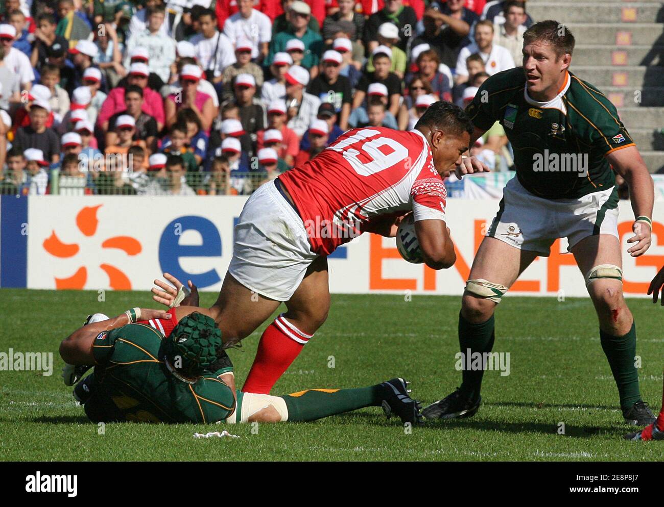 Tonga's Lotu Filipine während der IRB Rugby World Cup 2007, Pool A, Südafrika gegen Tonga im Bollaert Stadion in Lens, Frankreich am 22. September 2007. Foto von Mehdi Taamallah/Cameleon/ABACAPRESS.COM Stockfoto