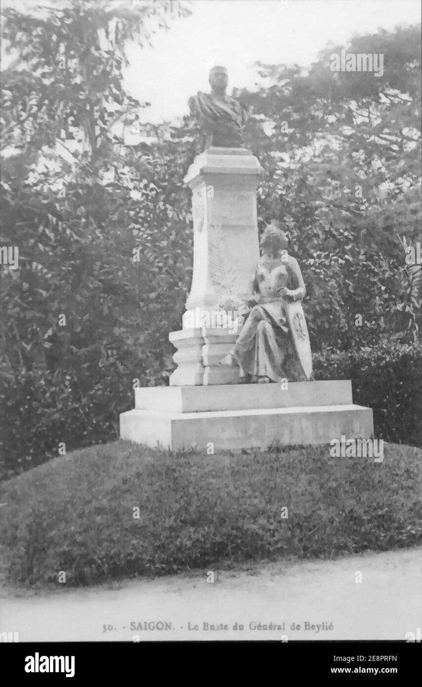 Monument dédié au général de Beylié à Saïgon, CPA, Vers 1915. Stockfoto