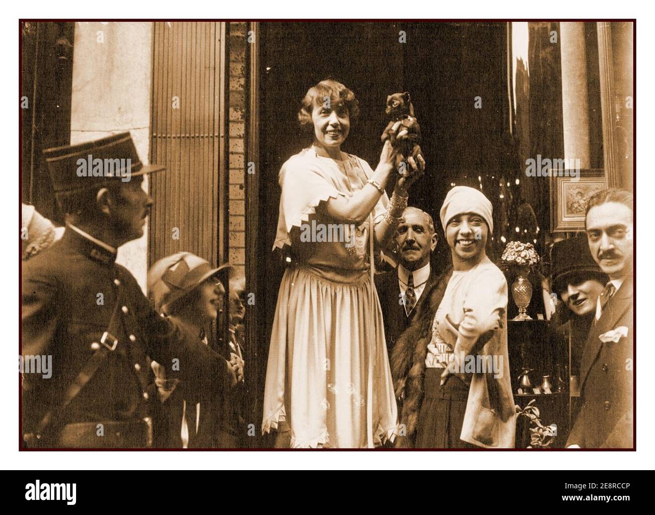 Mistinguett en Joséphine Baker 1905 a.. Stockfoto