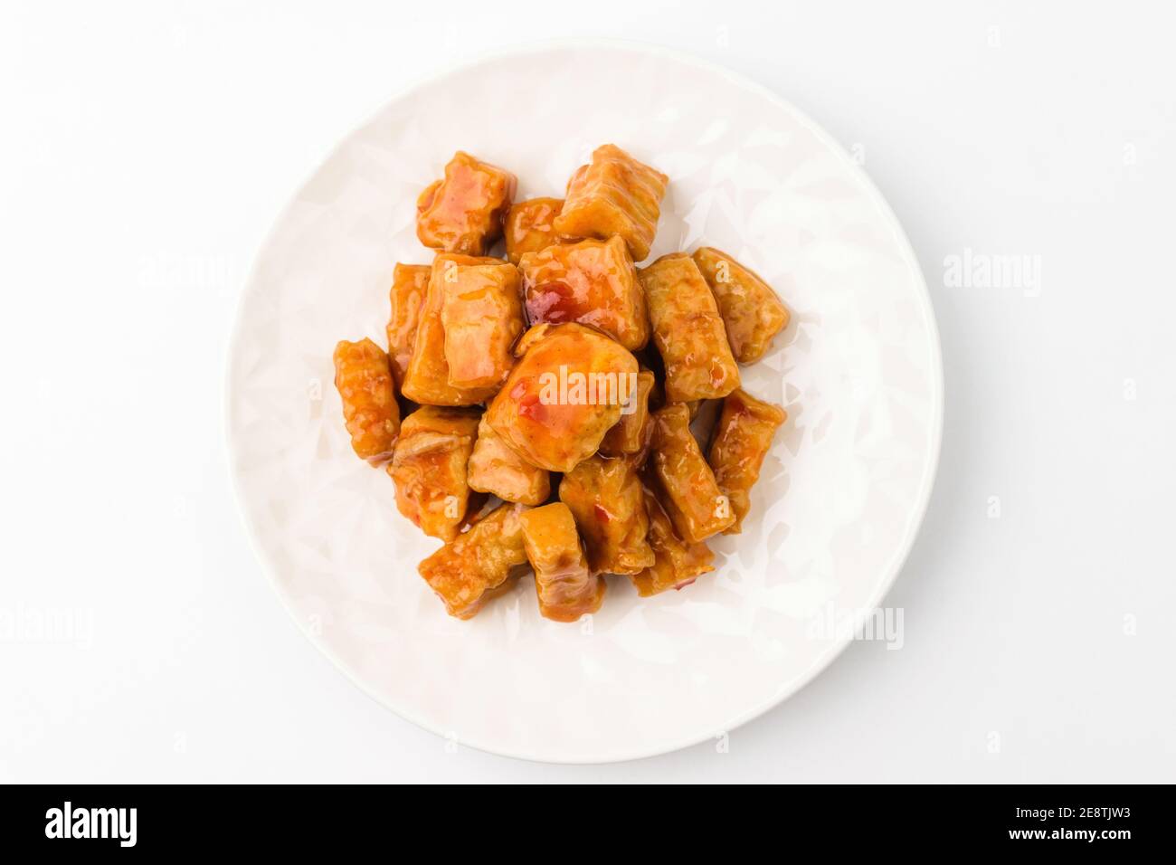 Tofu-Süßwasser auf weißem Hintergrund Stockfoto