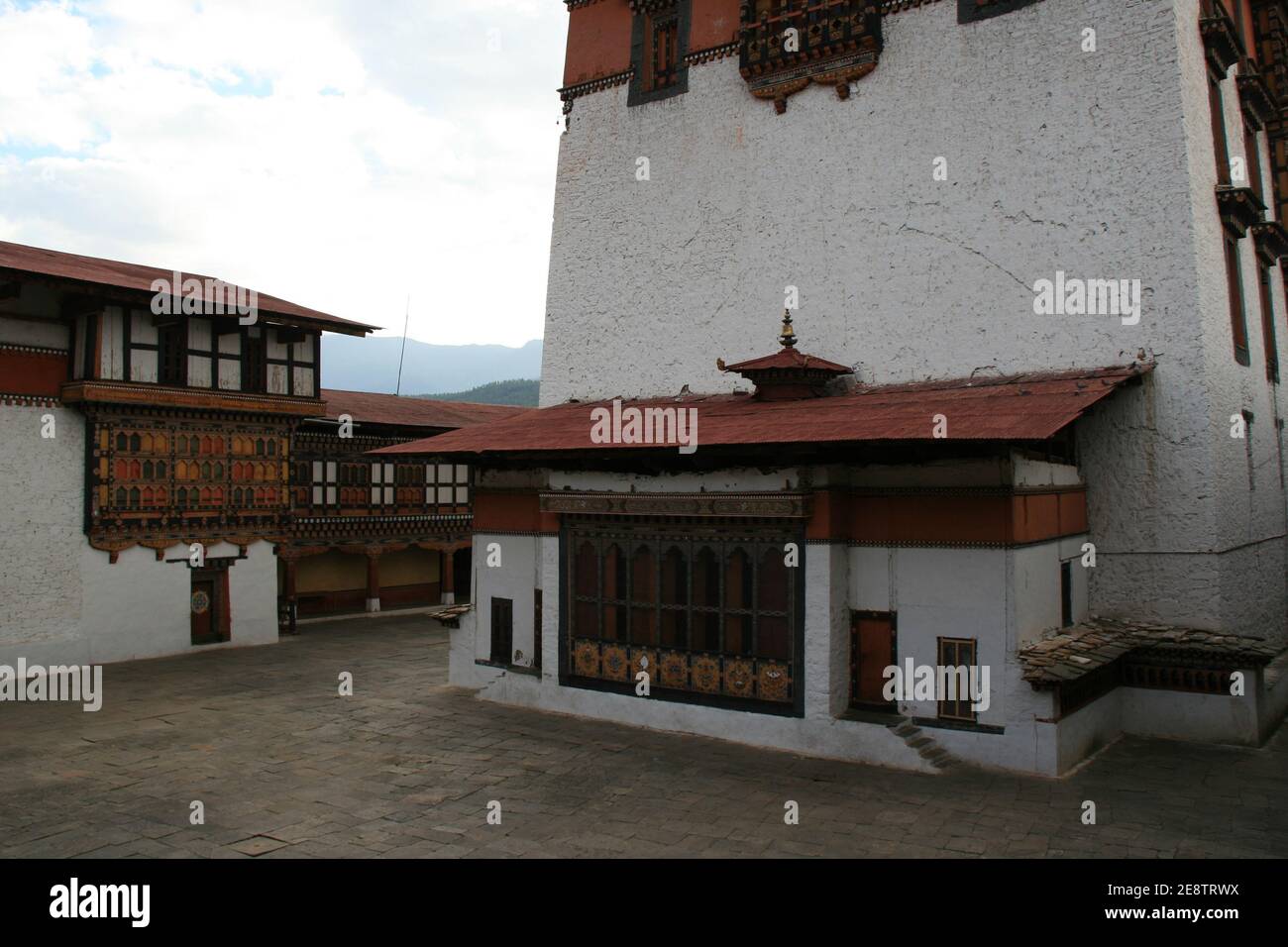 buddhistische Festung (Dzong) in paro in bhutan Stockfoto