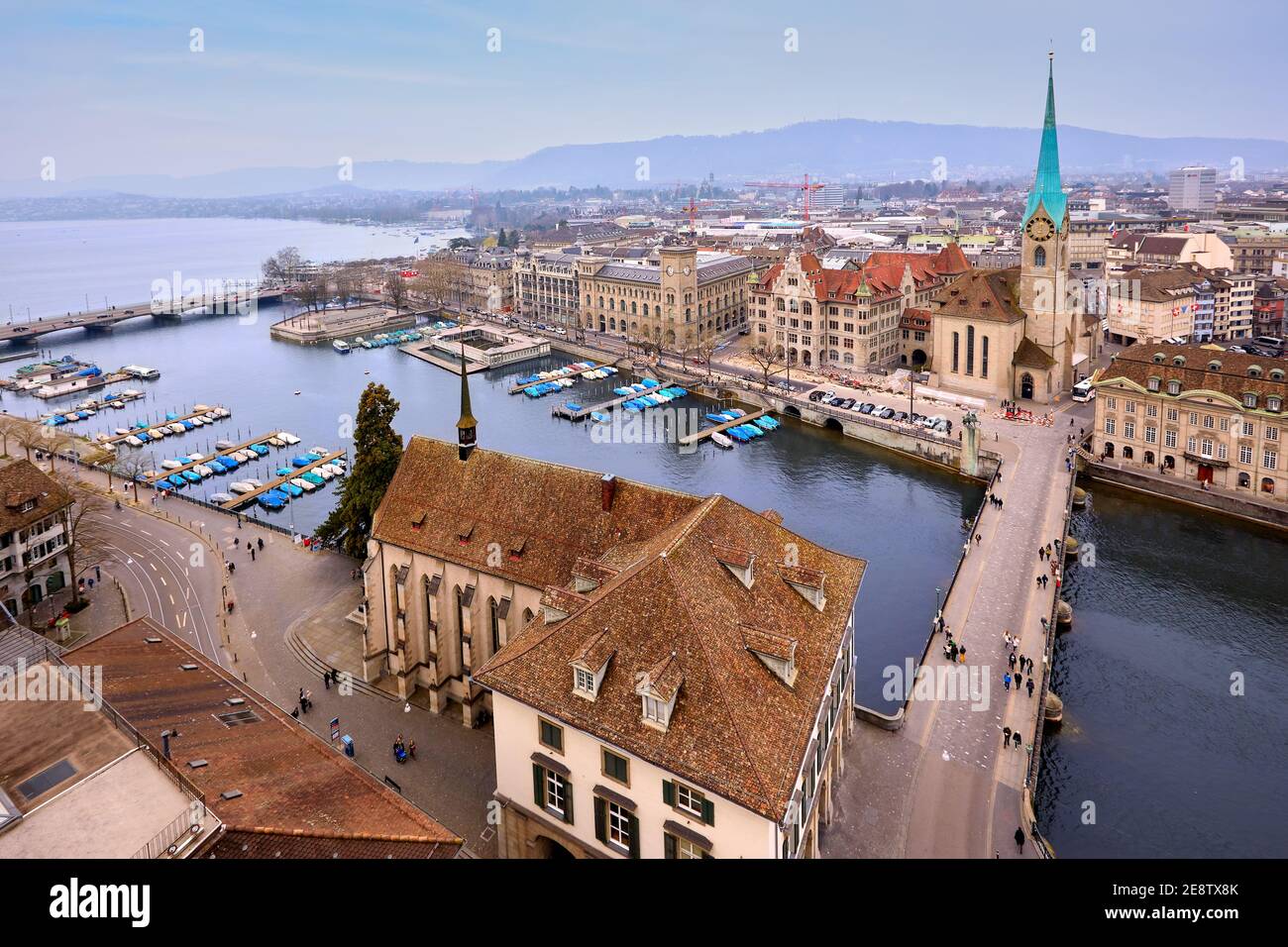 Luftaufnahme der Skyline von Zürich und der Limmat, Schweiz Stockfoto