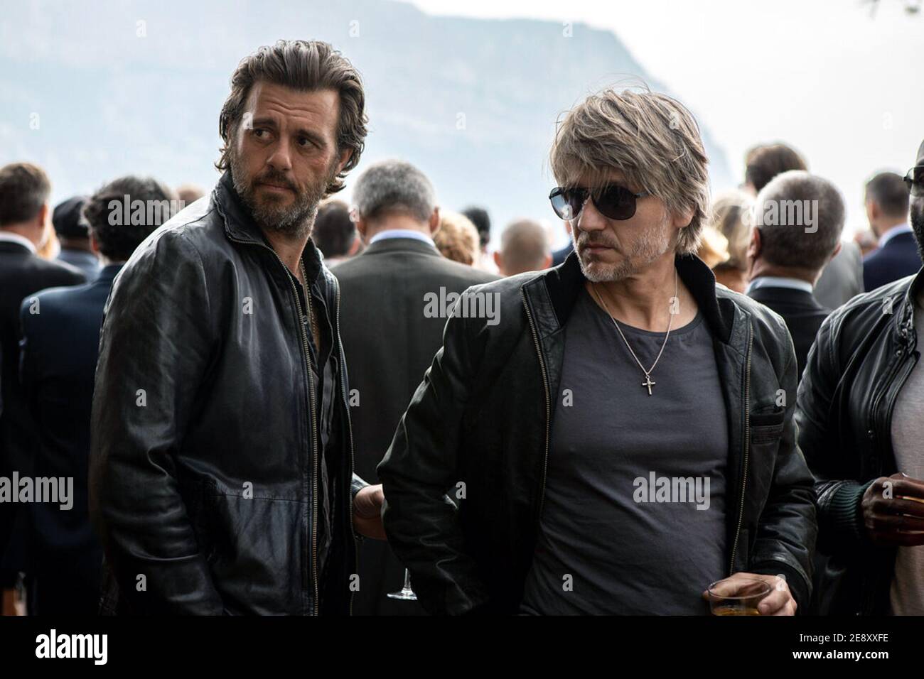 Rogue City ist ein französischer Actionfilm von 2020, der von Olivier Marchal gedreht und geschrieben wurde und mit Lannick Gautry, Stanislas Merhar und Kaaris Hauptrollen zeigt. Es wurde auf Netflix am 30. Oktober 2020 veröffentlicht. (Französischer Name für den Film ist Bronx). Dieses Foto ist nur für redaktionelle Zwecke bestimmt und unterliegt dem Urheberrecht des Filmunternehmens und/oder des Fotografen, der vom Film oder der Produktionsfirma beauftragt wurde, und darf nur von Publikationen im Zusammenhang mit der Bewerbung des oben genannten Films reproduziert werden. Eine obligatorische Gutschrift an das Filmunternehmen ist erforderlich. Der Fotograf sollte auch bei Bekanntwerden des Fotos gutgeschrieben werden. Stockfoto Rogue City ist ein französischer Actionfilm von 2020, der von Olivier Marchal gedreht und geschrieben wurde und mit Lannick Gautry, Stanislas Merhar und Kaaris Hauptrollen zeigt. Es wurde auf Netflix am 30. Oktober 2020 veröffentlicht. (Französischer Name für den Film ist Bronx). Dieses Foto ist nur für redaktionelle Zwecke bestimmt und unterliegt dem Urheberrecht des Filmunternehmens und/oder des Fotografen, der vom Film oder der Produktionsfirma beauftragt wurde, und darf nur von Publikationen im Zusammenhang mit der Bewerbung des oben genannten Films reproduziert werden. Eine obligatorische Gutschrift an das Filmunternehmen ist erforderlich. Der Fotograf sollte auch bei Bekanntwerden des Fotos gutgeschrieben werden. Stockfoto