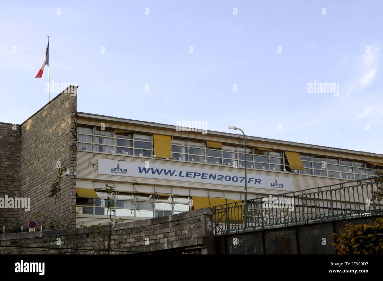 Front National Headquarter 'Le Paquebot', in Saint-Cloud, Frankreich am 31. Oktober 2007. Foto von Giancarlo Gorassini/ABACAPRESS.COM Stockfoto