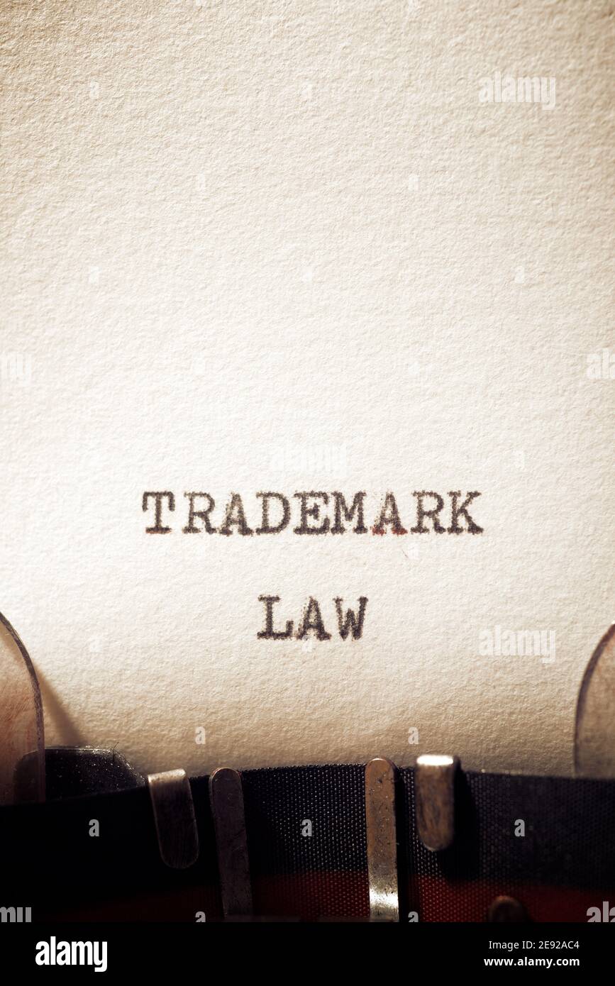Markenrechtlicher Satz, der mit einer Schreibmaschine geschrieben wurde. Stockfoto