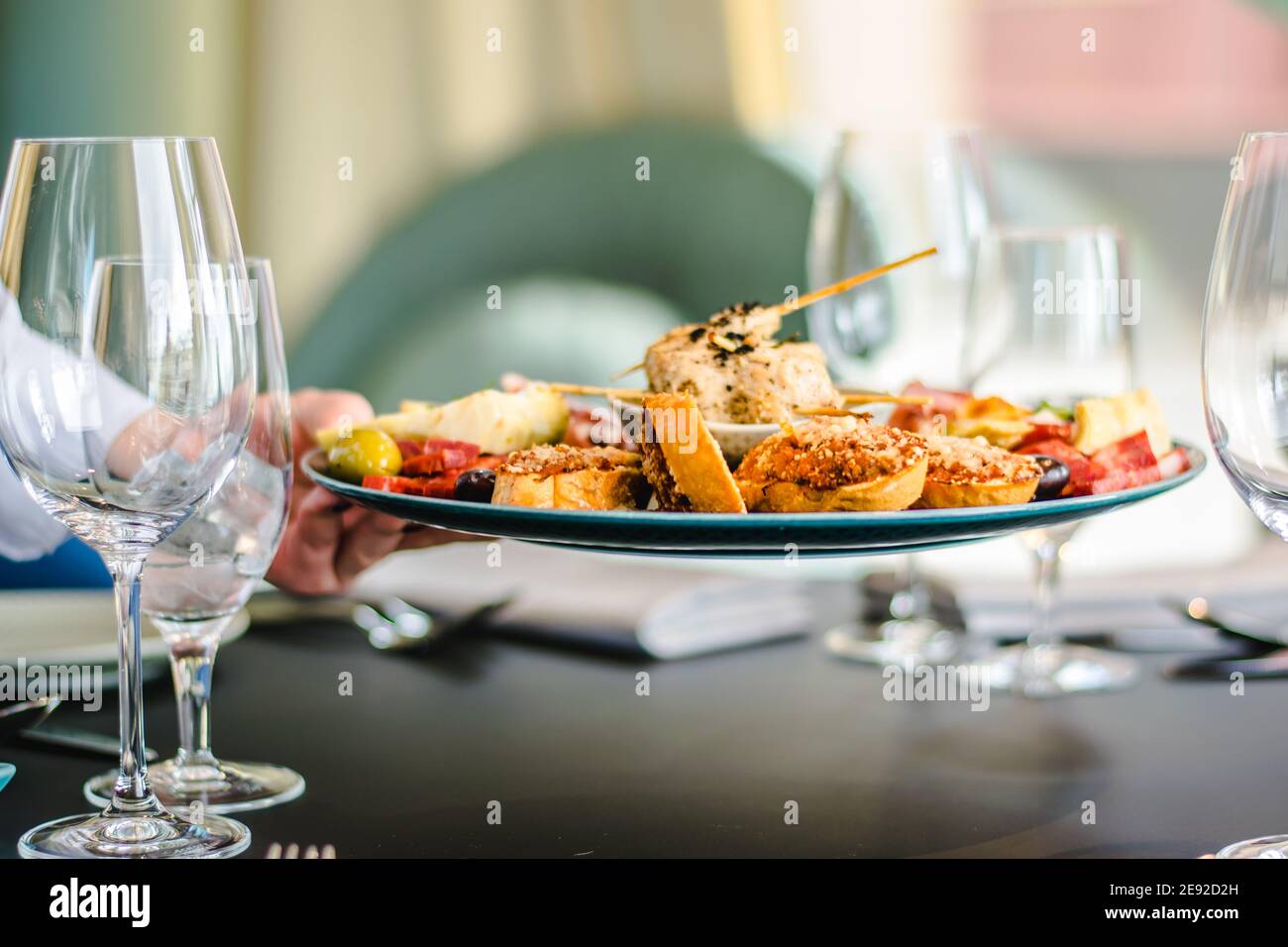 Vorspeisen Platte in einem Restaurant auf einem Tisch Stockfoto