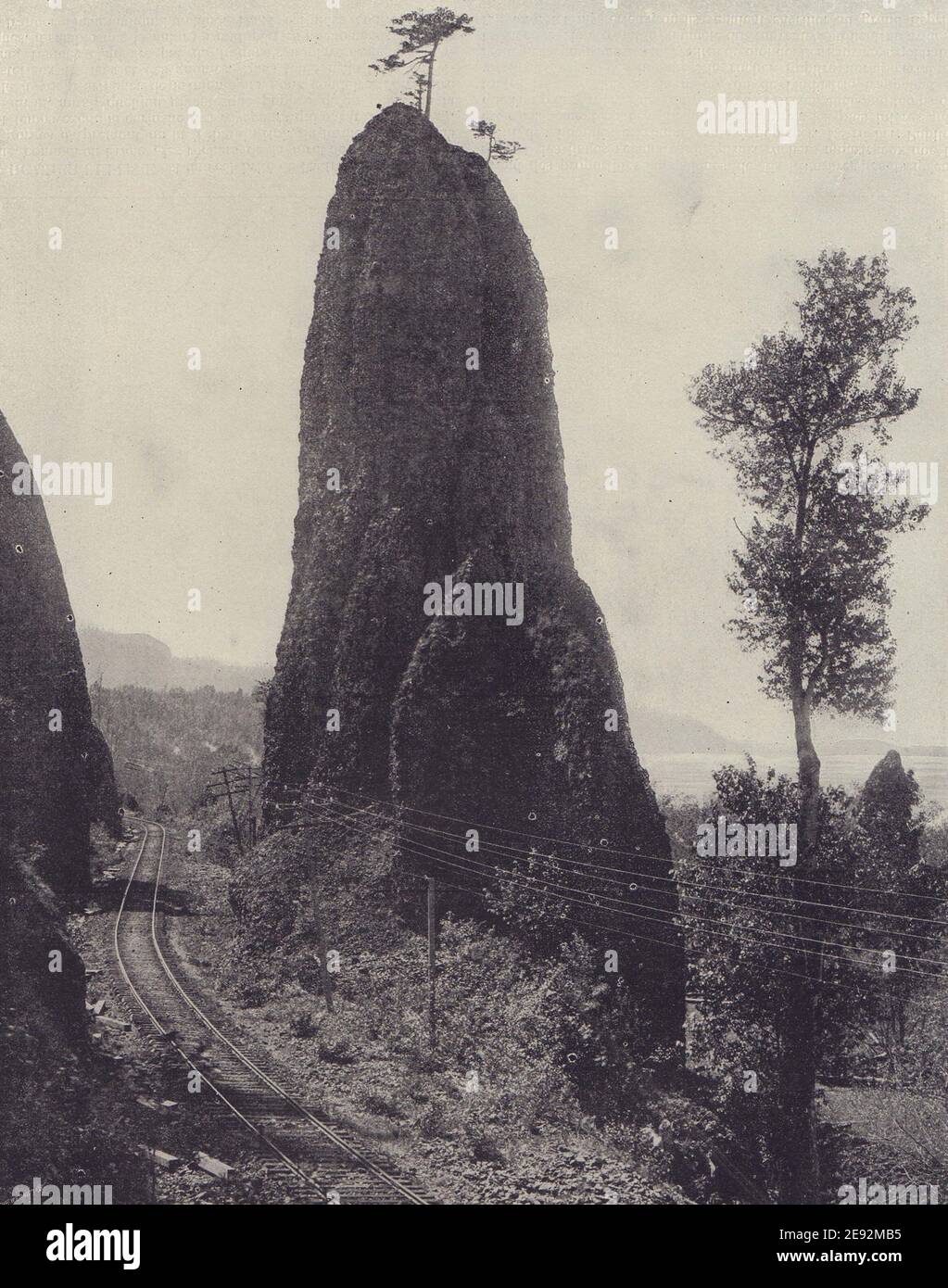 Säulen des Hercules Northern Pacific Railway Columbia River Oregon STODDARD 1895 Stockfoto