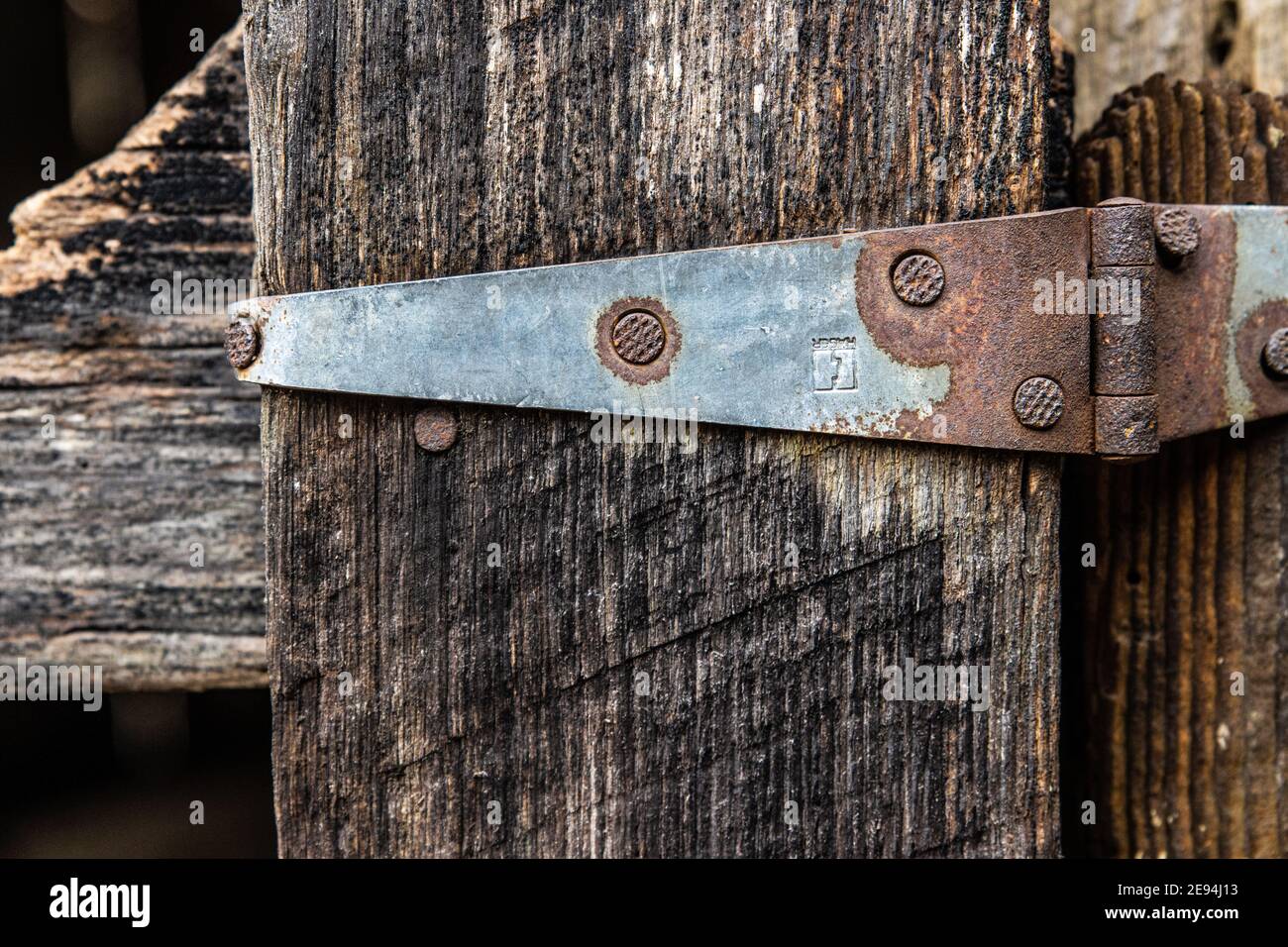 Nahaufnahme von Details einer alten Holzscheune. Stockfoto