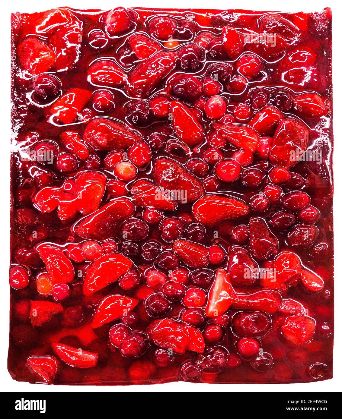 Natürliche gesunde Süßigkeiten. Die Erdbeergelee Kuchen, isoliert Stockfoto