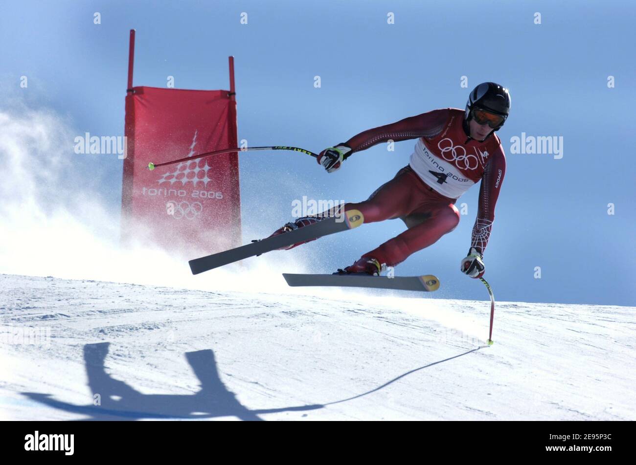 Der Österreicher Christoph Gruber beim Trainingslauf für die Herren-Abfahrt bei den Olympischen Winterspielen 2006 in Turin am 10. Februar 2006 in Sestriere Borgata, Italien. Foto von Gouhier-Nebinger-Orban/ABACAPRESS.COM Stockfoto