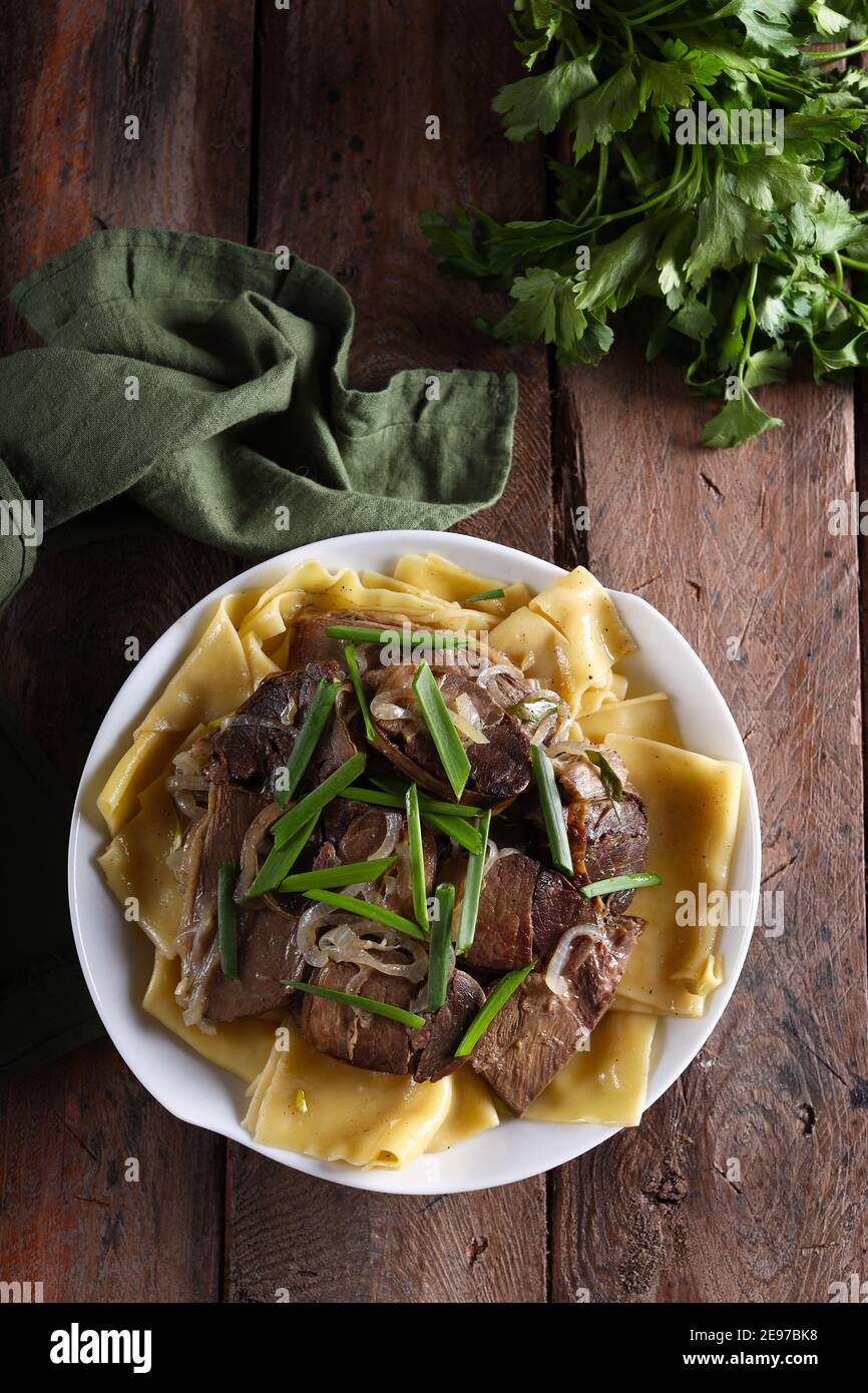 Asiatische kasachische Nationalgericht beschbarmak Stockfoto