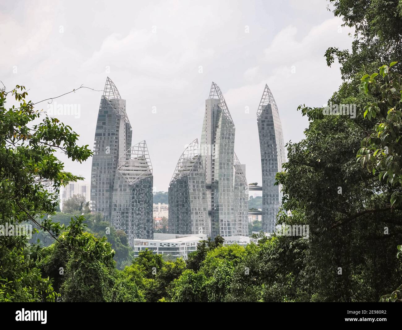 Singapur - Reflections in Keppel Bay in Singapur Luxus am Wasser Wohnanlage, moderne grüne Architektur Stockfoto