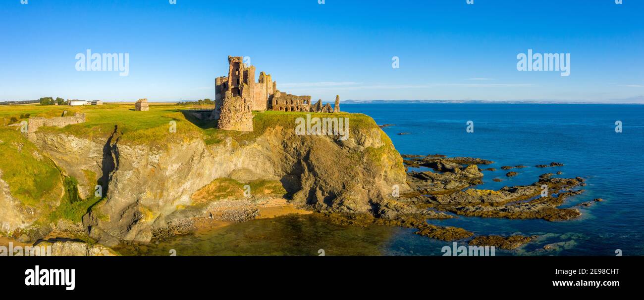 Tantallon Castle, Oxroad Bay, East Lothian, Schottland, Großbritannien Stockfoto