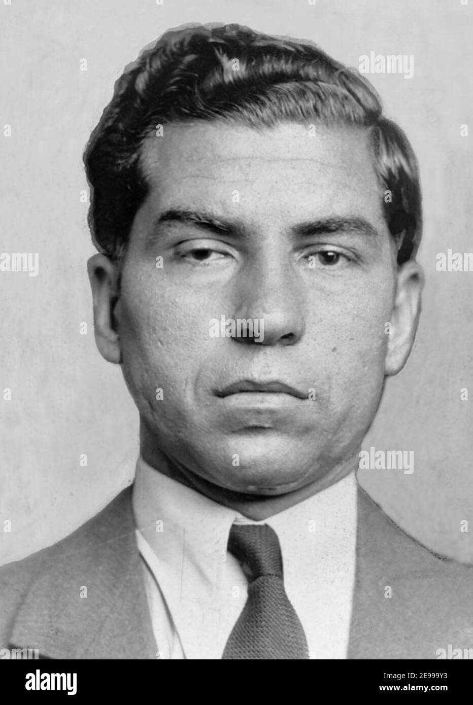LUCKY LUCIANO (1897-1962) Italienisch-amerikanischer Gangster in einem New York von 1936 Foto der Polizeibehörde Stockfoto