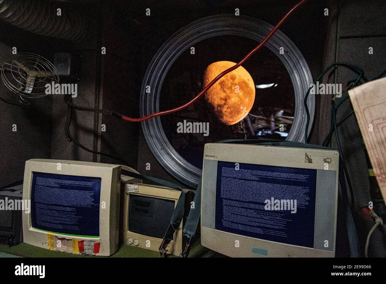 Ausstellung über das russische Modul der Internationalen Raumstation, Terrassa Museum, Katalonien, Spanien Stockfoto