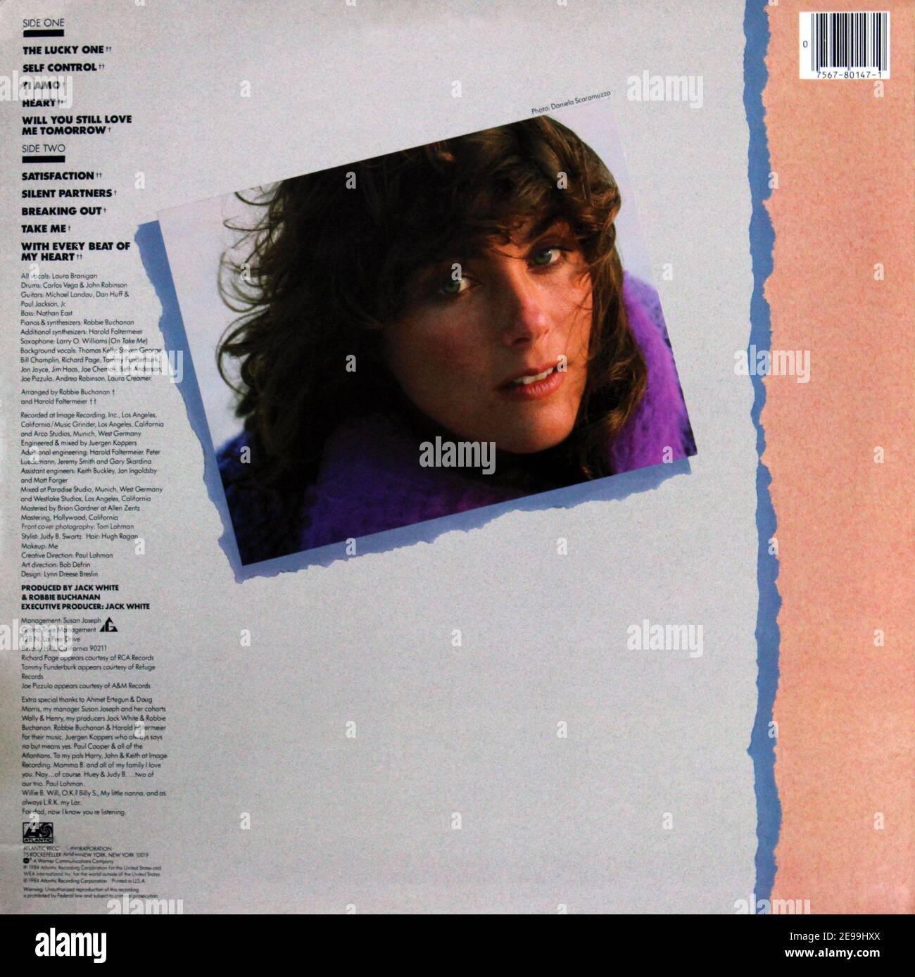 Laura Branigan: 1984. LP-Rückcover: Self Control Stockfoto