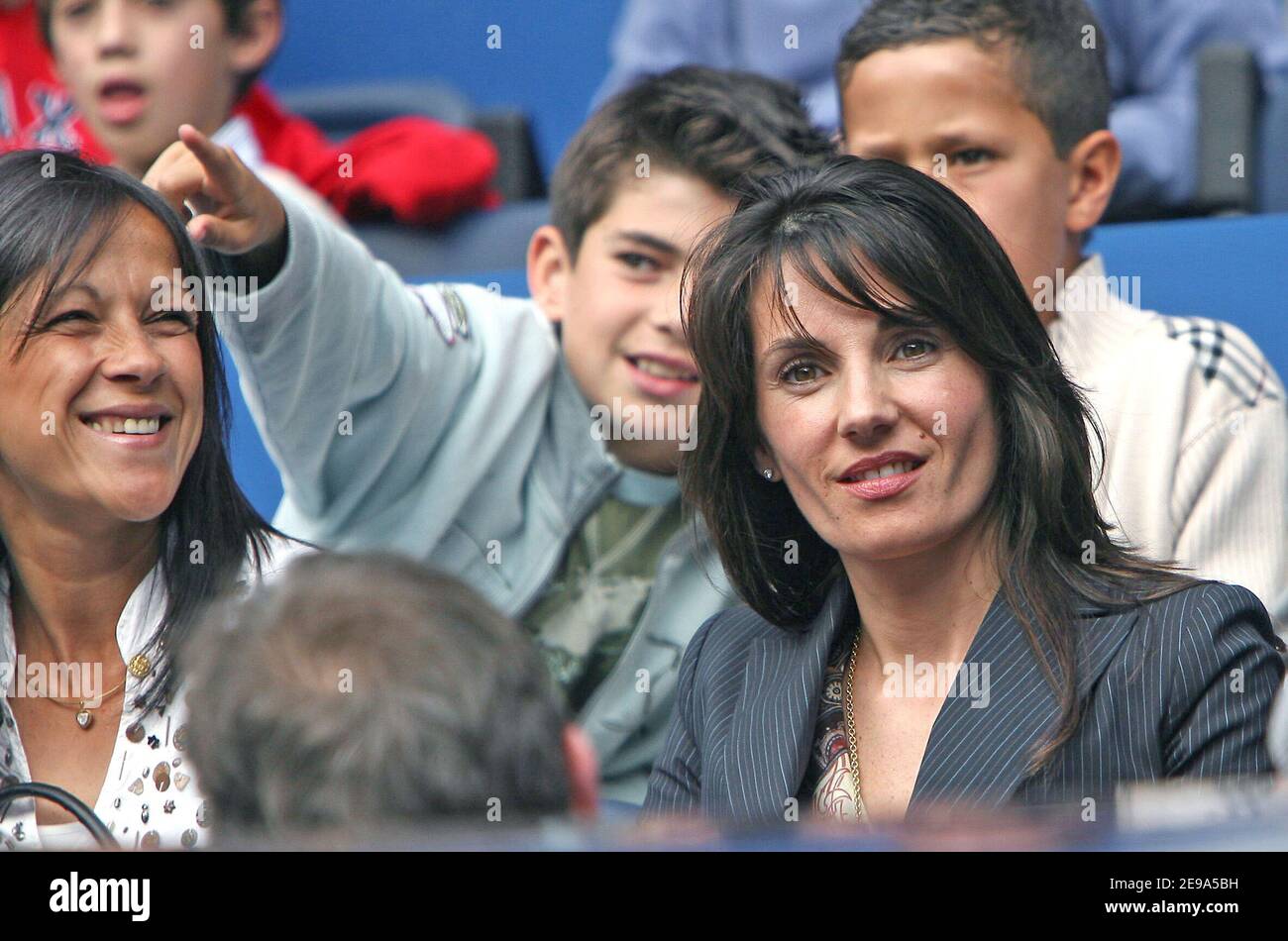 Veronique Fernandez And Zinedine Zidane Stockfotos Und Bilder Kaufen Alamy