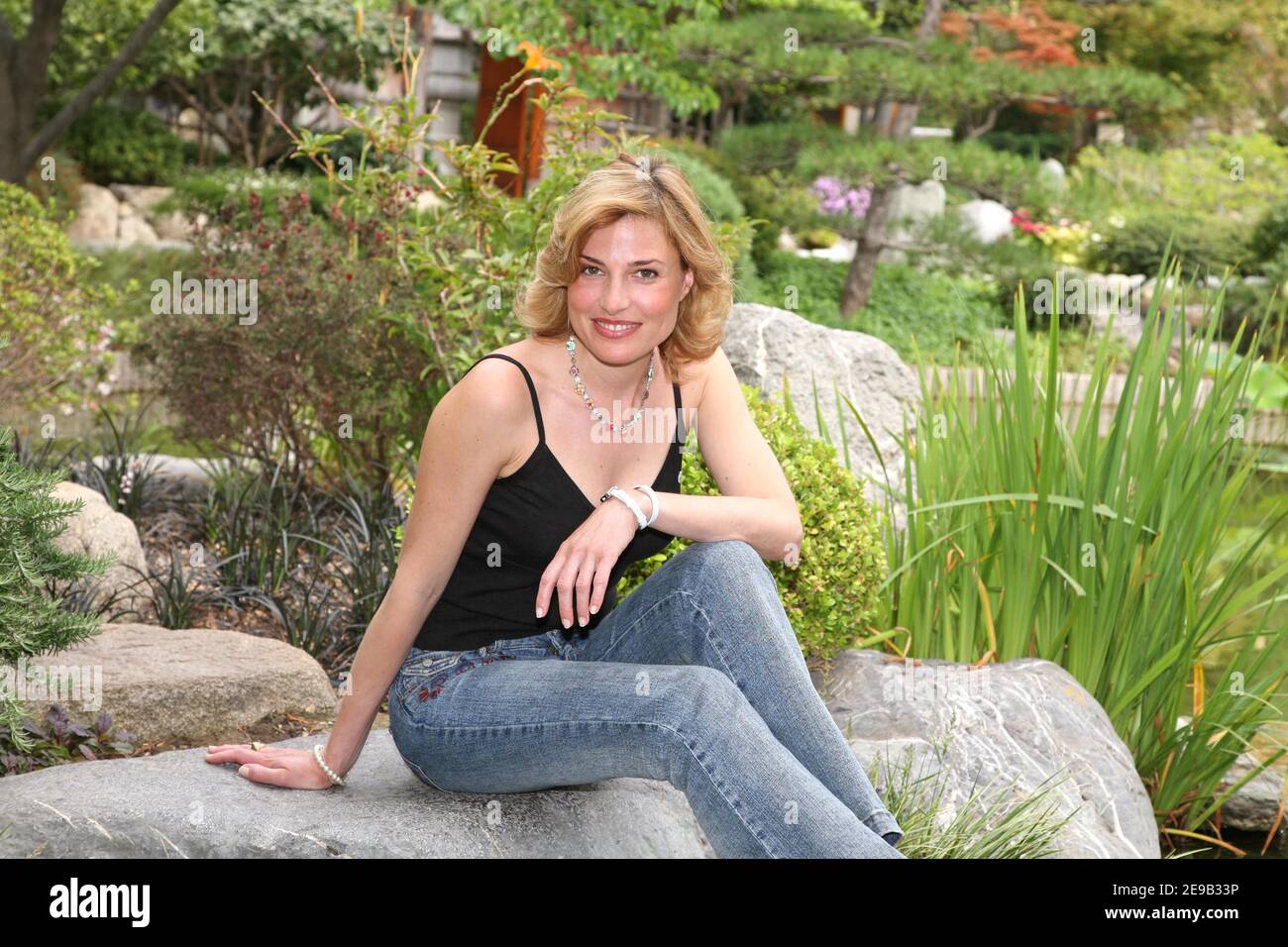 Die französische Schauspielerin Christine Lemler posiert während des Monte Carlo Television Festival 46th in Monaco am 28. Juni 2006. Foto von Denis Guignebourg/ABACAPRESS.COM Stockfoto