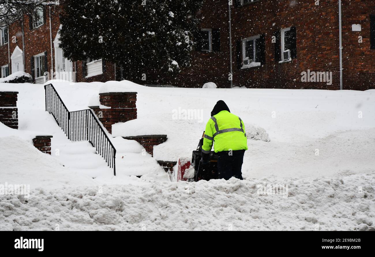 SNOWPOCALYPSE JETZT: Der Wintersturm Orlena bringt schweren Schnee und tropische Winde in das Zentrum von New Jersey, den größten Schneesturm seit 25 Jahren. Stockfoto