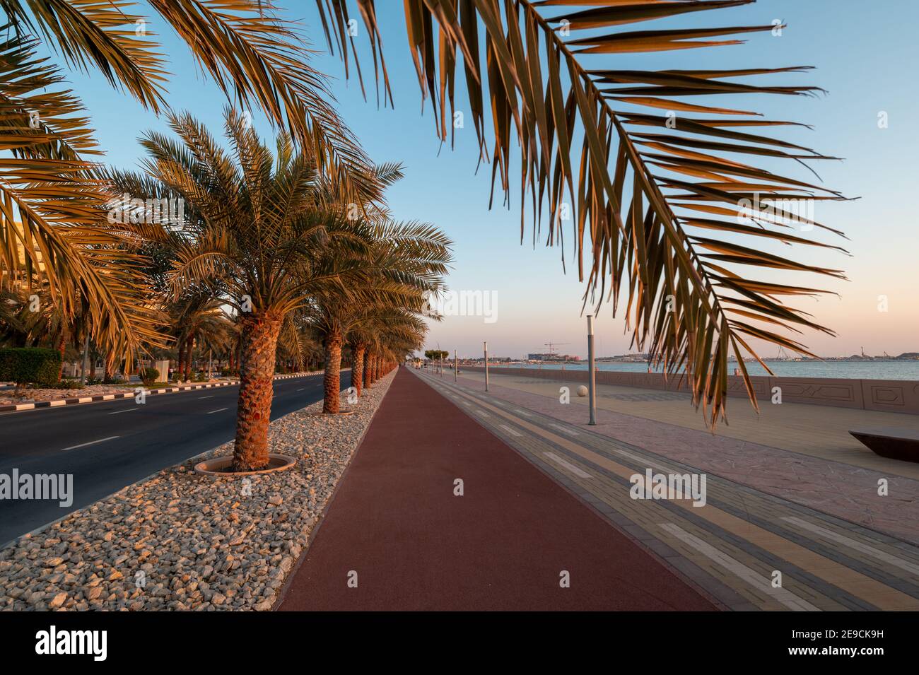 Marjan Island Lauf- und Wanderwege im Emirat Ras Al Khaimah im Norden der Vereinigten Arabischen Emirate Stockfoto