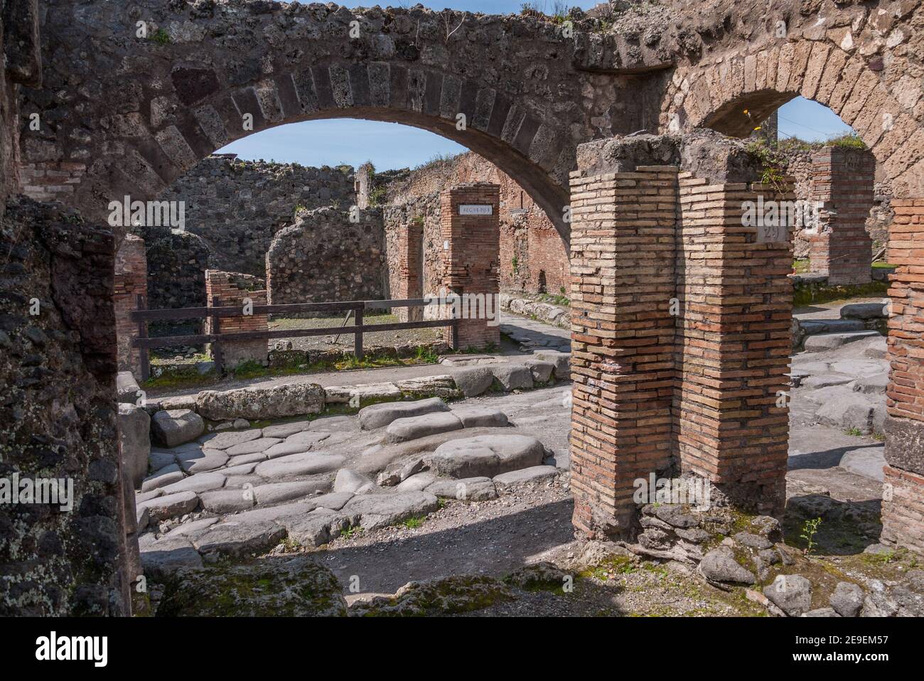 Pompeji, eine antike Stadt in der Nähe von Neapel, Italien, begraben unter vulkanischer Asche beim Ausbruch des Vesuv im Jahr AD79., weitgehend unter der Asche erhalten Stockfoto