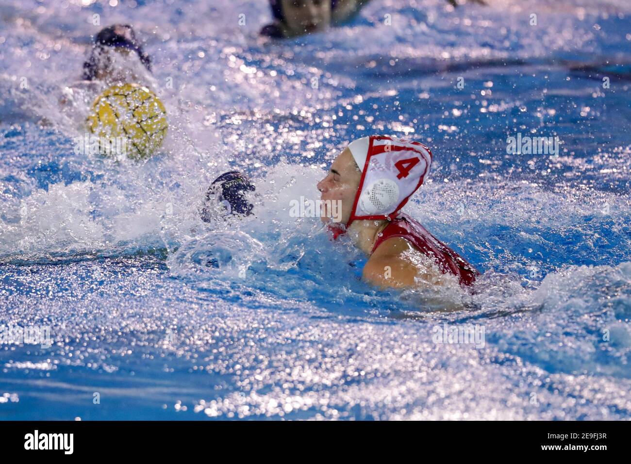 Acquatic Centre of Ostia, Roma, Italien. Februar 2021, 04th. Nikoleta Eleftheriadou (Olympiacos Piraeus) während Olympiakos SF Piraeus gegen Plebiscito Padova, Waterpolo EuroLeague Frauenspiel - Foto Luigi Mariani/LM Kredit: LiveMedia/Alamy Live News Stockfoto