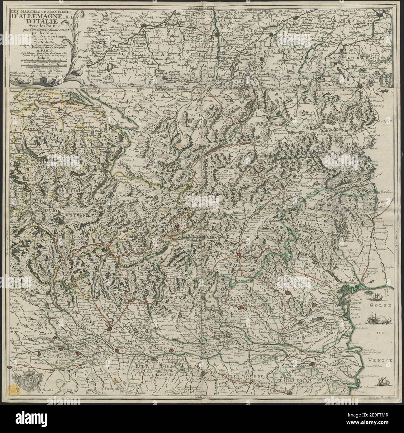 LES MARCHES OU FRONTIERES D'ALLEMAGNE, ET D'ITALIE Autor Fer, Nicolas de 88,67. Erscheinungsort: A PARIS Verlag: Chez l'Auteur dans l'Isle du Palais a la Sphere Royale Avec Priv.-l du Roy, Erscheinungsdatum: 1703. Objekttyp: 1 Karte auf 2 Blatt Medium: Verbunden, Kupferstich, Handfarbe im Umriss Maße: 55 x 56 cm ehemaliger Besitzer: George III, König von Großbritannien, 1738-1820 Stockfoto