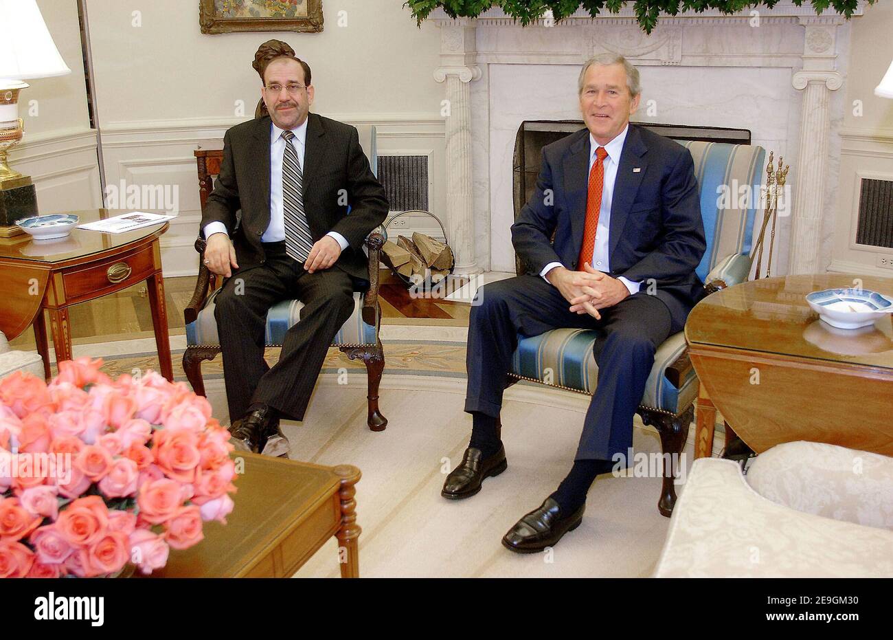 US-Präsident George W. Bush trifft sich am 25. Juli 2006 mit dem irakischen Premierminister Nuri al-Maliki im Oval Office des Weißen Hauses in Washington DC, USA. Foto von Olivier Douliery/ABACAPRESS.COM Stockfoto