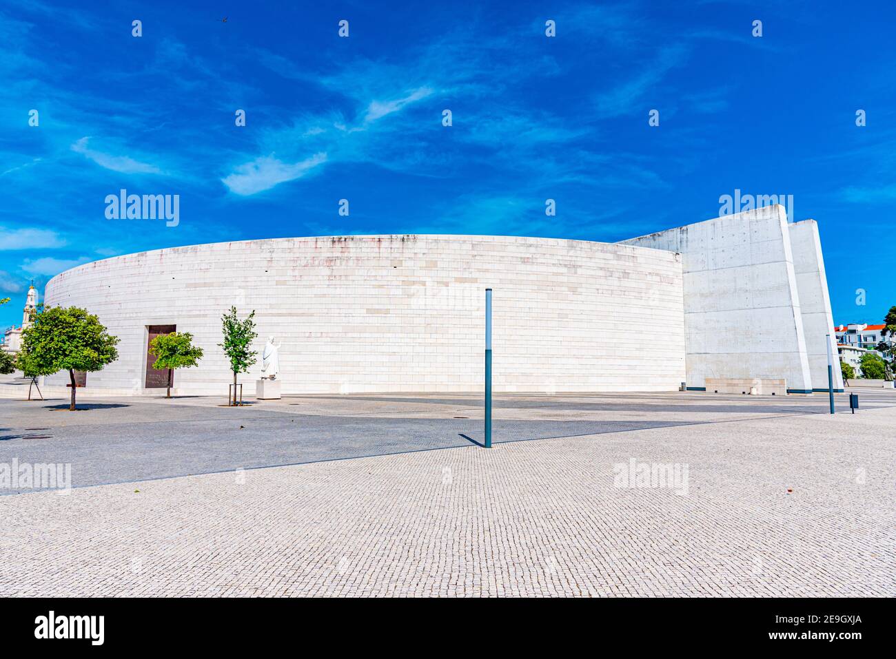 Basilika der Heiligen Dreifaltigkeit in Fatima, Portugal Stockfoto