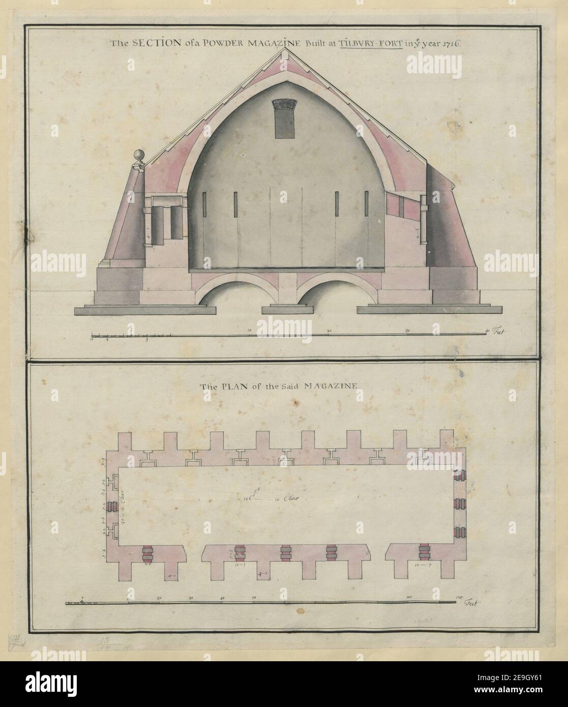 Ein farbiger Plan eines Pulvermagazins, gebaut in Tilbury Fort, 1716, einer der beiden an der Landseite, gezeichnet auf einer Skala von 10 Fuß zu einem Zoll mit einem Querabschnitt, auf einer Skala von 4 Fuß zu einem Zoll. Karteninformation: Titel: Ein farbiger Plan eines Pulvermagazins, gebaut in Tilbury Fort, 1716, einer der beiden auf der Landseite; gezeichnet auf einer Skala von 10 Fuß bis zu einem Zoll; mit einem Querschnitt, auf einer Skala von 4 Fuß bis zu einem Zoll. 13,57.d. Datum der Veröffentlichung: 1716. Art des Artikels: Ms. 1 f. 7 Zoll x 1 f. 4 Zoll Ehemaliger Besitzer: George III, König von Grossbrit Stockfoto