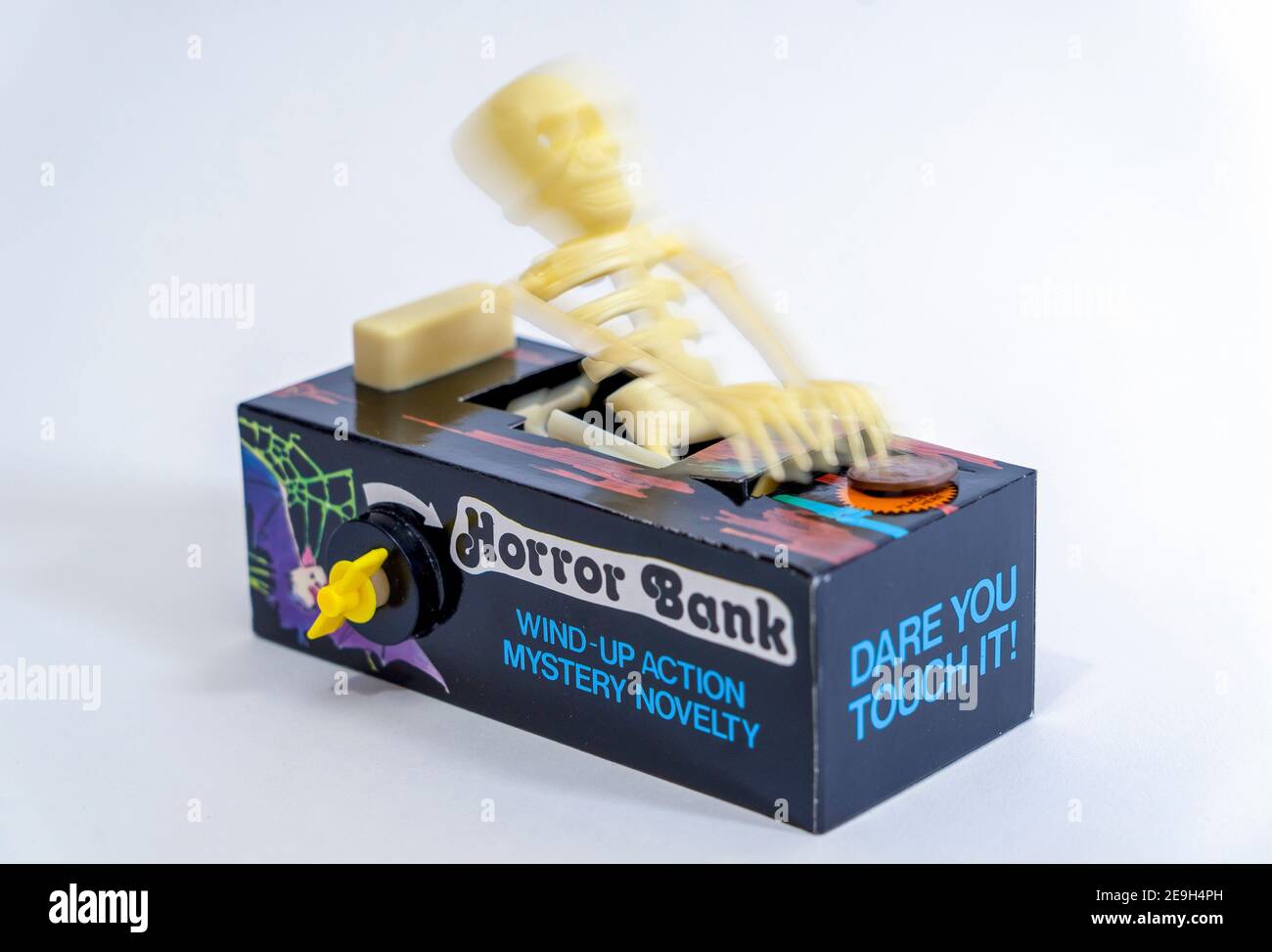 Vintage Horror Monster Wind Up Skelton Money Bank Stockfoto
