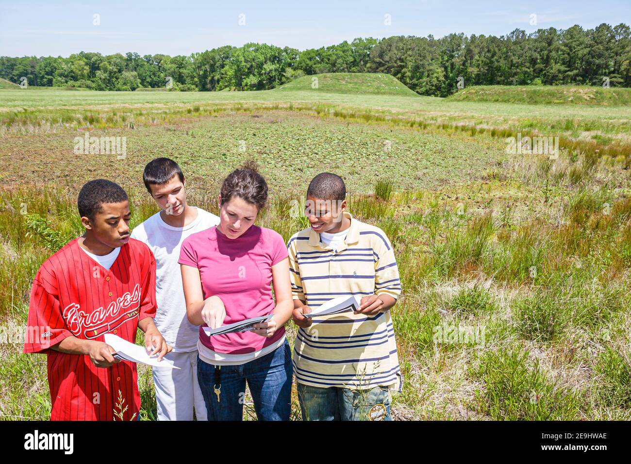 Alabama Moundville Archaeological Park Site, Kultur des mittleren Mississippi-Zeitalters Indianer, historisches Dorfmuseum, Plattformhügel, St. Stockfoto