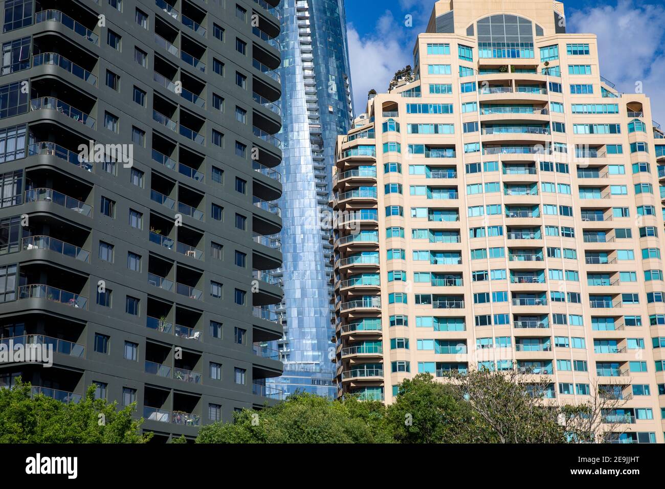 Sydney Hochhauswohnungen mit Crown Casino Gebäude in Zwischen Sydney Stadtzentrum, NSW, Australien Stockfoto