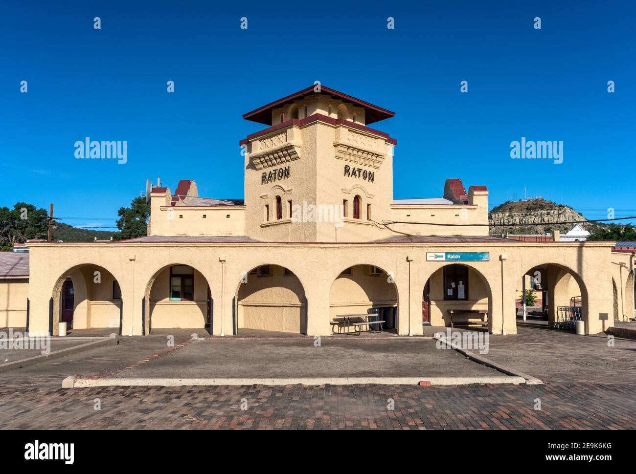 Historischen Santa Fe Depot, Amtrak-Bahnhof in Raton, New Mexico, USA Stockfoto