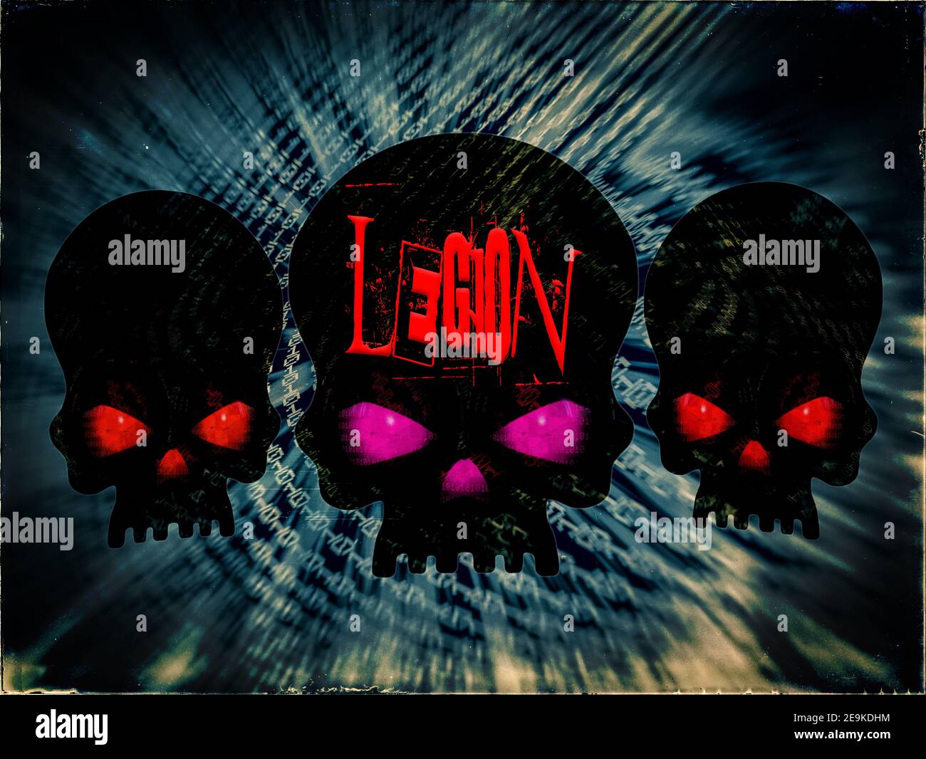 Legion geschrieben auf einem schwarzen Schädel, auf Binärcode blauem Hintergrund, mit zwei anderen Schädeln an den Seiten, mit lila und roten Augen, Legion Loader Virus Stockfoto