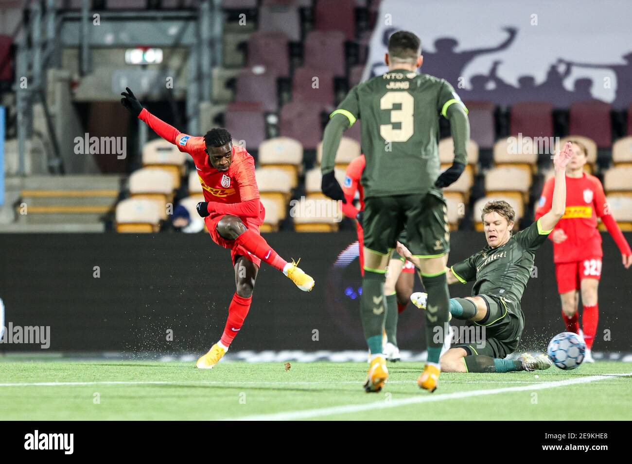 Farum, Dänemark. Februar 2021, 4th. Kamal-Deen Sulemana (10) des FC Nordsjaelland beim Superliga-Spiel 3F zwischen FC Nordsjaelland und Broendby BEI RIGHT to Dream Park in Farum. (Foto Kredit: Gonzales Foto/Alamy Live News Stockfoto