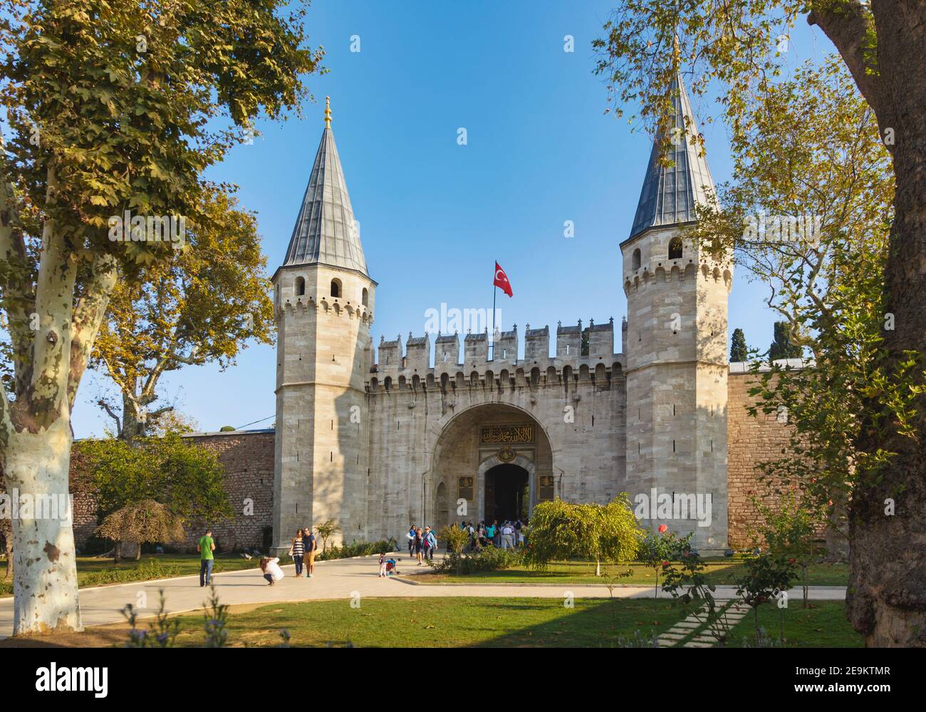 Istanbul, Türkei. Topkapi Palast. Topkapi Sarayi. Tor der Anrede. Ein Eingang zum Palast. Es ist auch bekannt als das mittlere Tor. Auf Türkisch, Oder Stockfoto