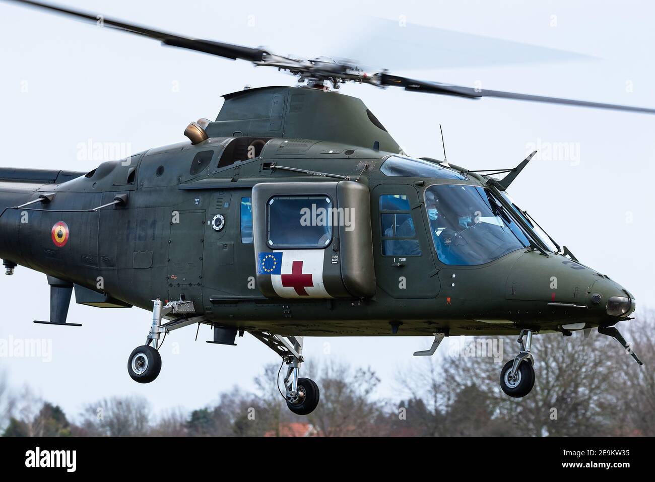 Ein Milit rhubschrauber AgustaWestland AW109 Aus Dem 17th Squadron Der ein-milit-rhubschrauber-agustawestland-aw109-aus-dem-17th-squadron-der
