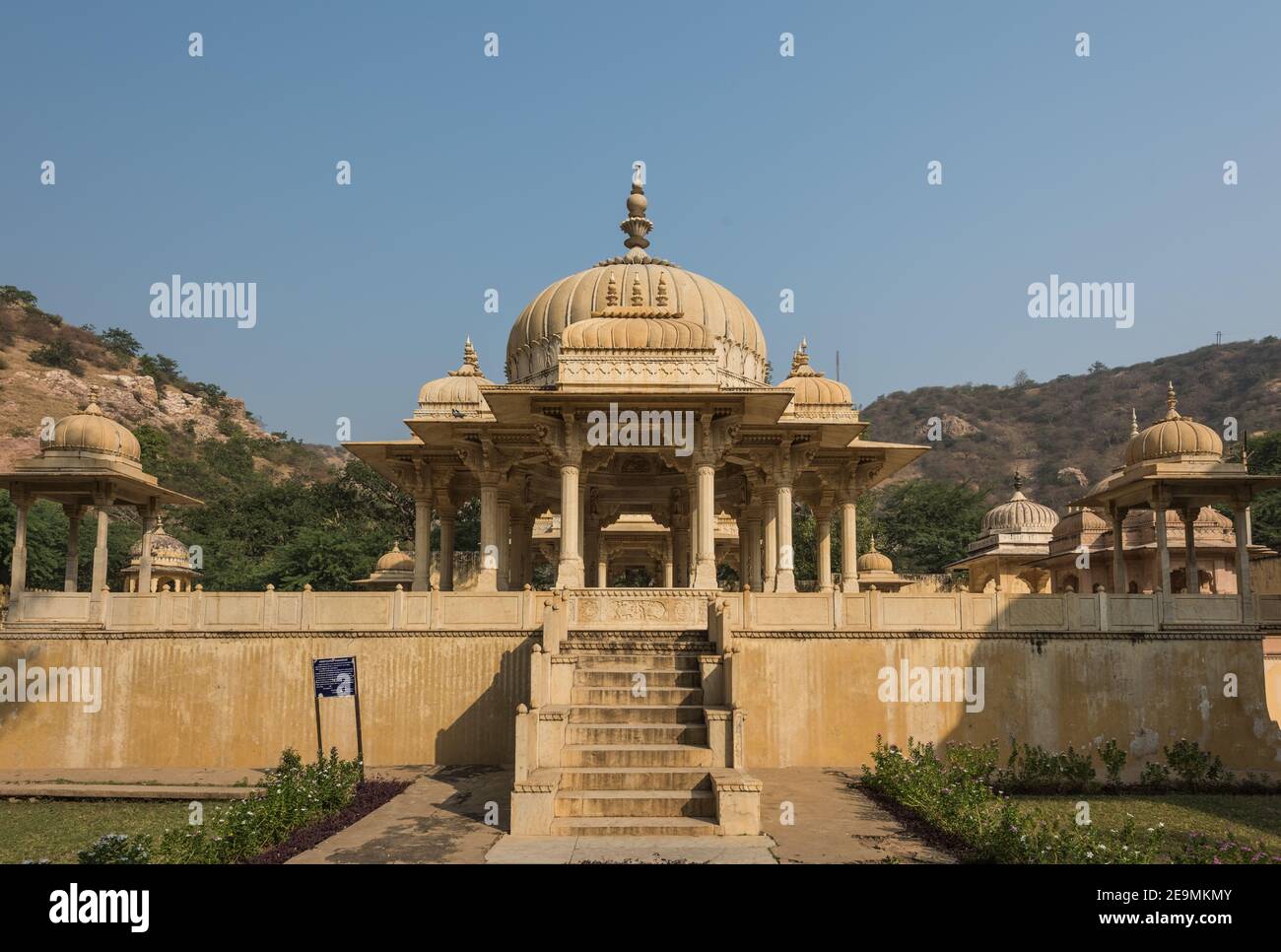 Indien Rajasthan Jaipur Gaitor Cenotaph errichtet am Ort der Einäscherung von Maharajas Stockfoto